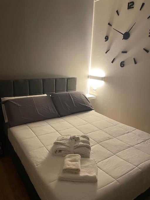 Cucchiari Suite 7B Модена Екстер'єр фото